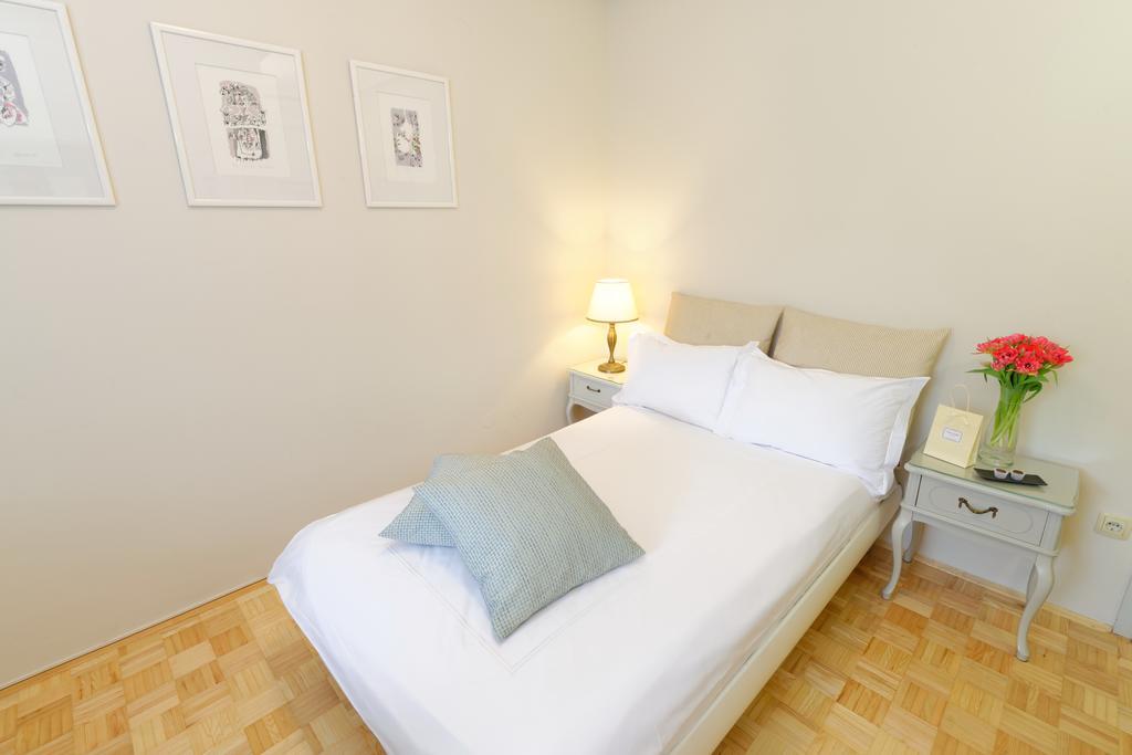 Aparthotel Vila Minka Λιουμπλιάνα Δωμάτιο φωτογραφία